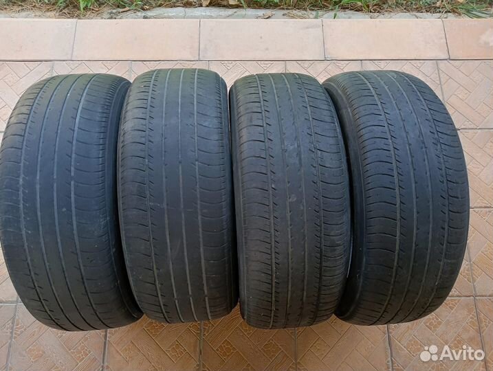 Yokohama dB Decibel E70 215/55 R17