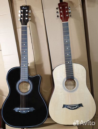 Красивая и звонкая гитара