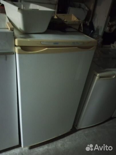 Холодильник маленький