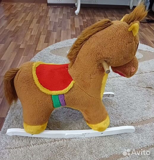 Лошадь качалка