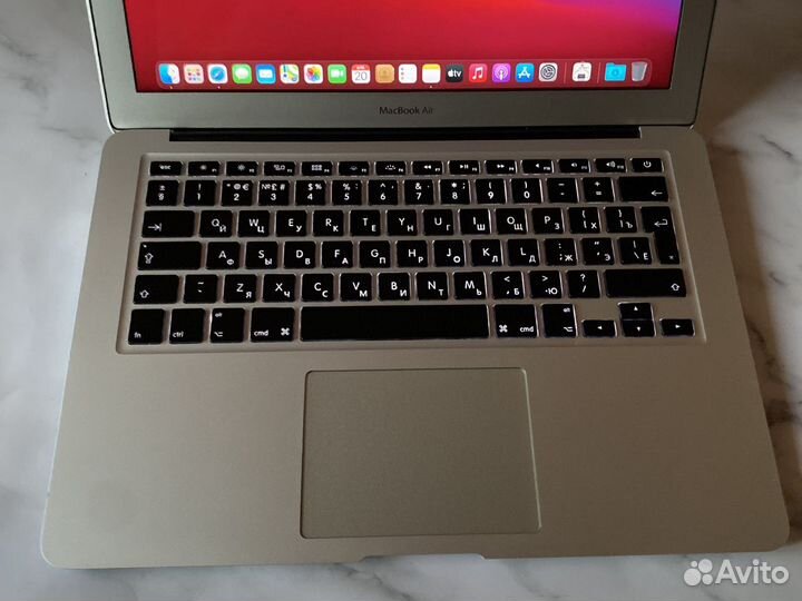 Apple Macbook Air 13 2017/i5/8g/128gb