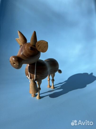 Сувенир/фигура из дерева
