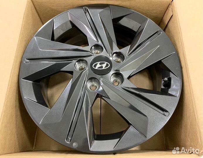 Новые оригинал Hyundai Elantra, Hyundai Kona R16