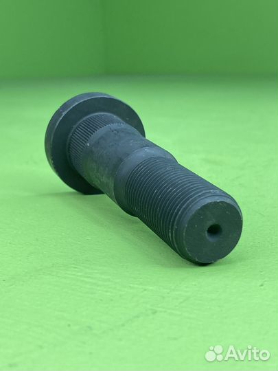 Болт 7/8''-14UNFx104/94 колесный задн. \Volvo FH12
