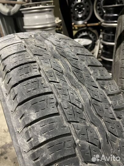 Bridgestone Dueler H/T D687 225/65 R17