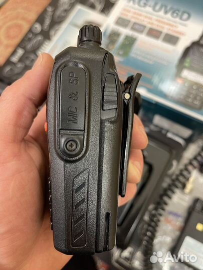 Рация профессиональная Wouxun KG-UV6D