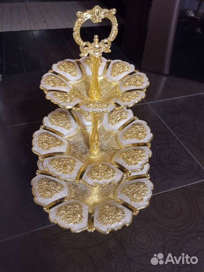 Этажерка трехярусная золото с перламутром