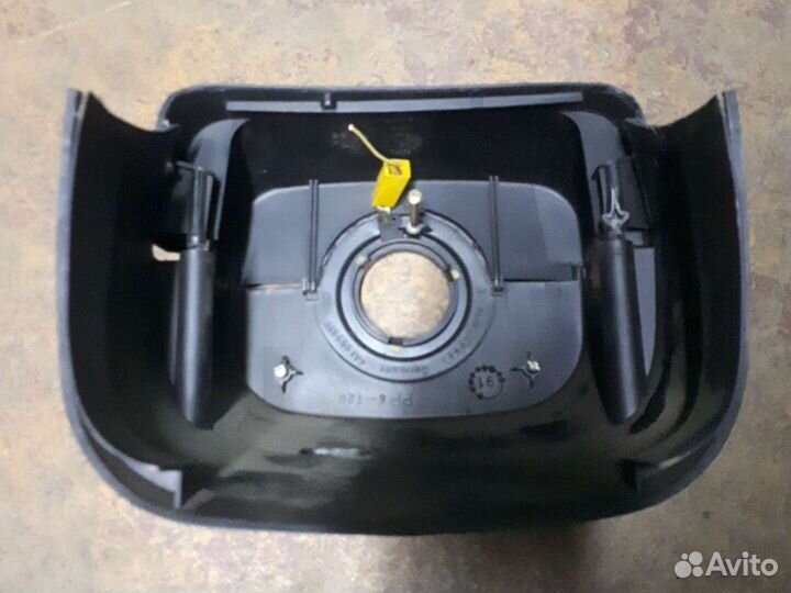 Подрулевой кожух ауди 100с4 audi 100c4