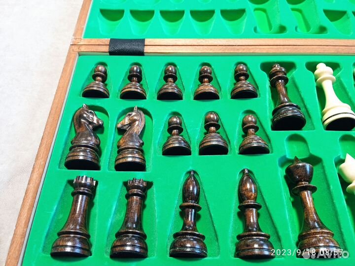 Шахматы Стаунтон Премиум с выжигом, доска Амбассад