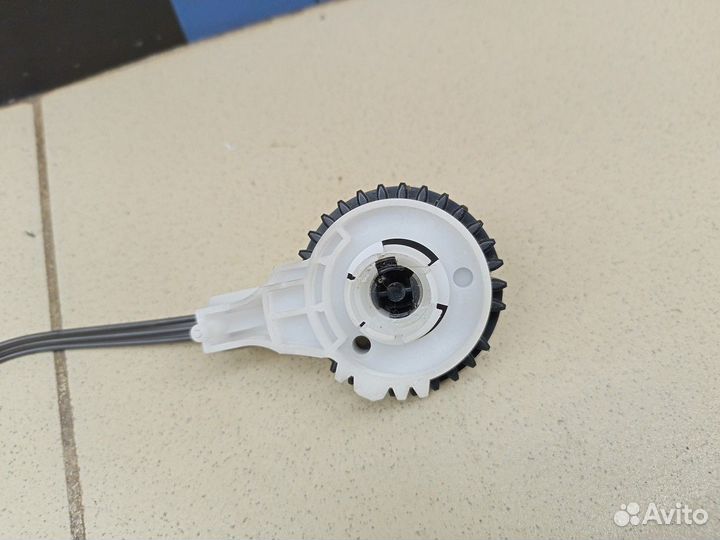 Трос отопителя Corolla E15 2006-2013