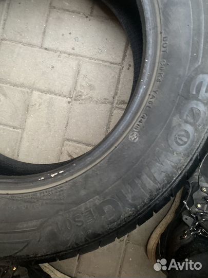 Kumho Ecowing ES01 KH27 215/65 R16