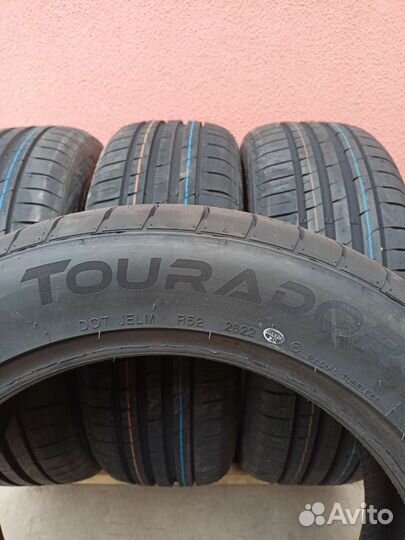 Tourador X Speed TU1 215/55 R17