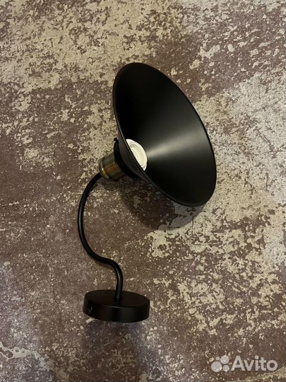 Настенный светильник бра