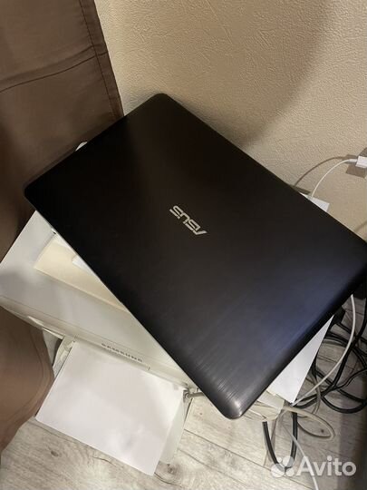 Ноутбук asus б/у