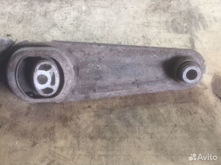 Опора двигателя задняя nissan almera g15