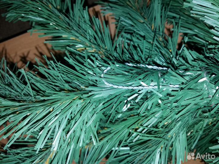 Ель искусственная
