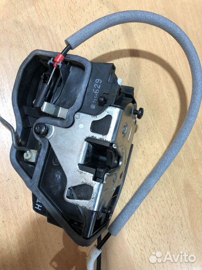 Замок задней двери BMW e60