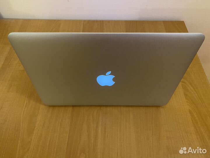 Macbook Pro 13 (2015, Retina, SSD 128Gb)