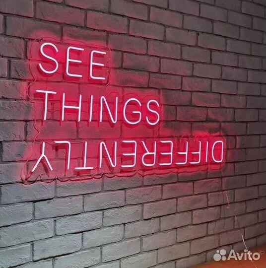 Неоновая вывеска с любой надписью