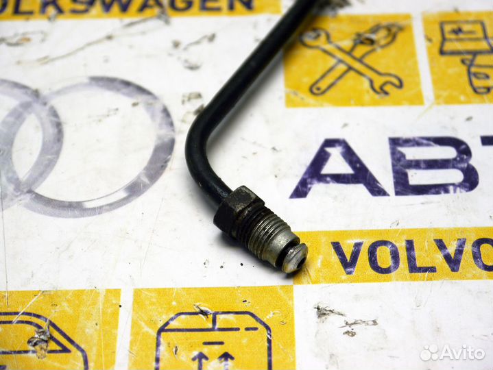 Шланг тормозной задний левый (трубка) Вольво XC70