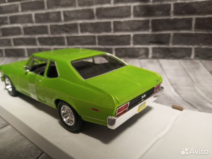 Модель машины 1:24 maisto Chevrolet Nova SS 1970
