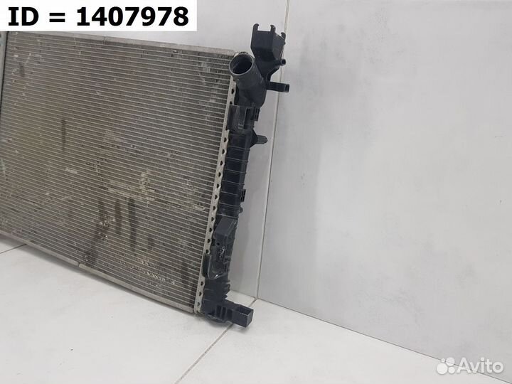 Радиатор охлаждения двигателя Renault Logan