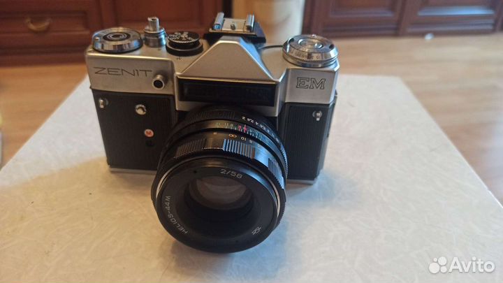 Плёночный фотоаппарат Зенит СССР