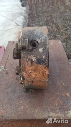 Токарный патрон,и фрезерная оснастка