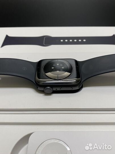 Часы Apple Watch 6 44 mm