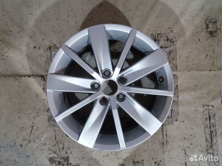 Фольцваген Поло r15 Диск литой 20130