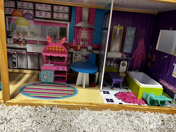 Домик кукольный