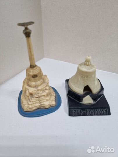 Сувенирные памятники. ссср. Колкий пластик