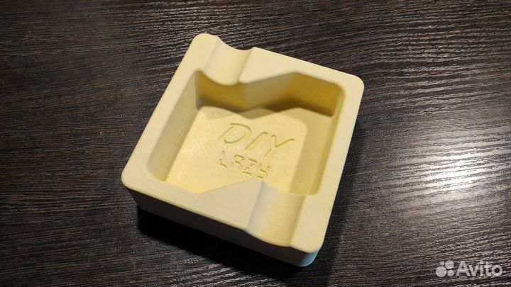 Сигарная пепельница из бетона для 2 сигар