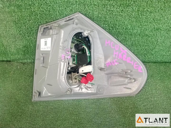 Фонарь задний левый toyota harrier