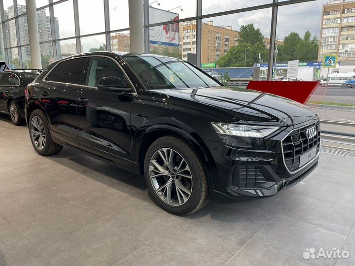 Audi Q8 3.0 AT, 2022