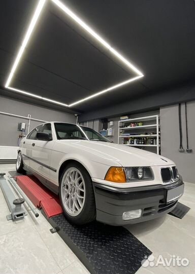 BMW 3 серия 1.6 МТ, 1993, 192 000 км