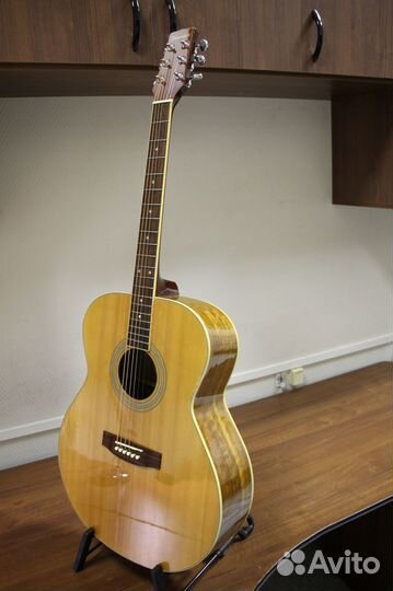 Продам акустическую гитару Samick LJ-20GA