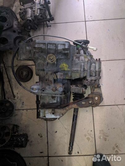 Volkswagen Golf 1 МКПП 5-ст 020300044FX приводы