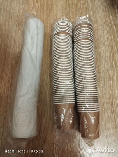 Бумажные стаканы для чая и кофе