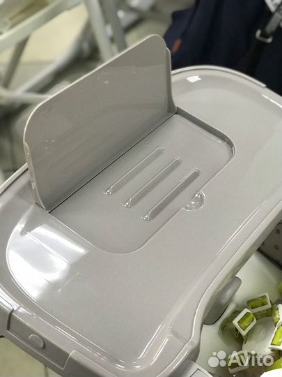 Стульчик для кормления Happy Baby William Pro