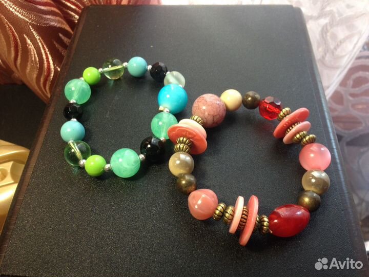 Браслеты разные