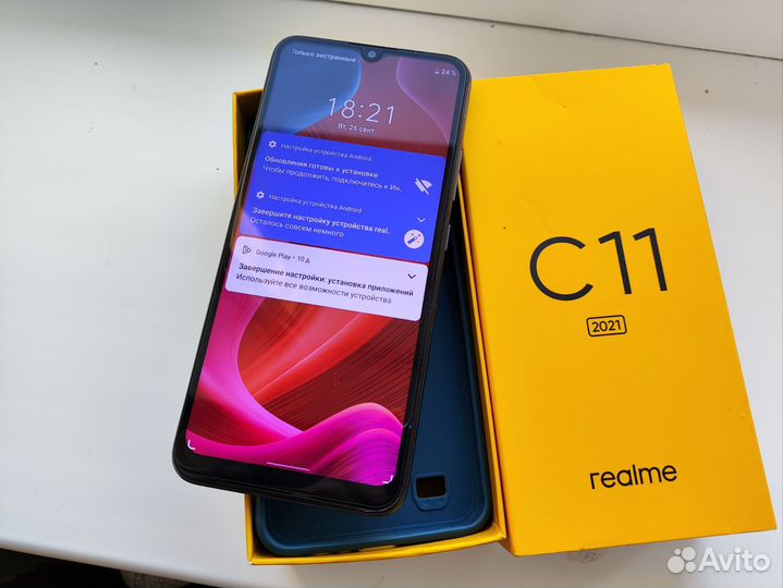 Телефон realme c11, 4-64