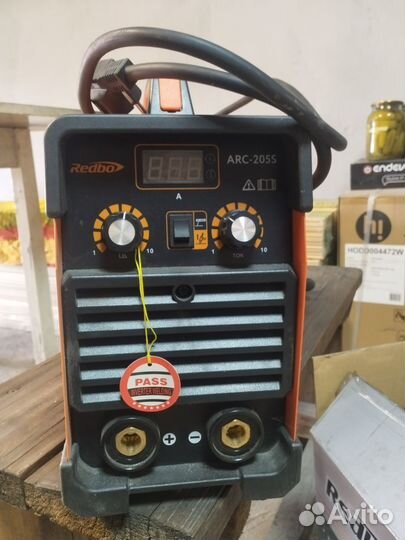Сварочный Инвертор Redbo superarc-205sс