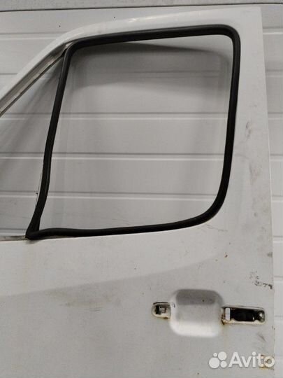 Дверь передняя левая Mercedes Sprinter classic