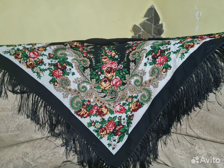 Павлопосадский платок шаль