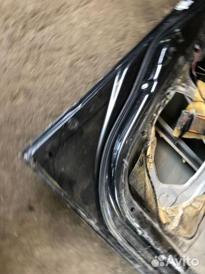 Дверь передняя левая toyota noah