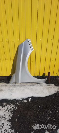 Крыло Vesta переднее правое