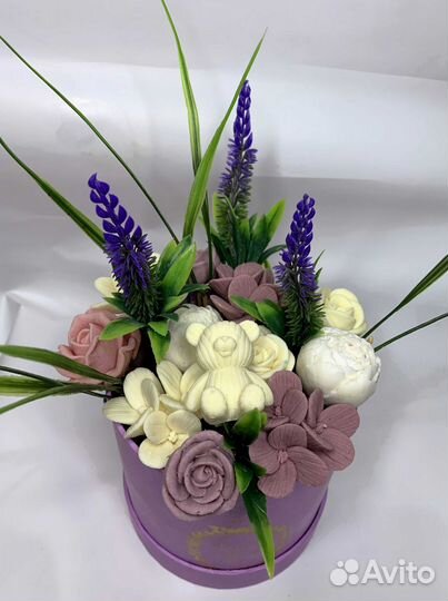 Сладкий подарок девушке