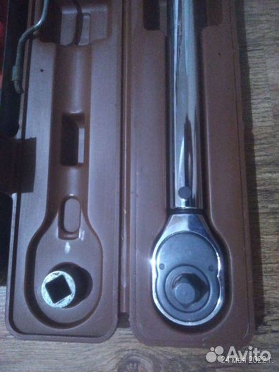 Динамометрический ключ 42х210Нм Ombra