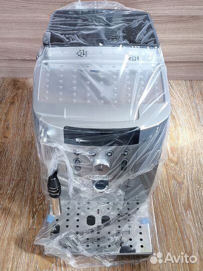 Кофемашина DeLonghi ecam250.31.SB Magnifiса S